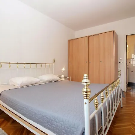 Livio 1830 Apartment *