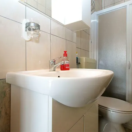 Livio 1830 Apartment